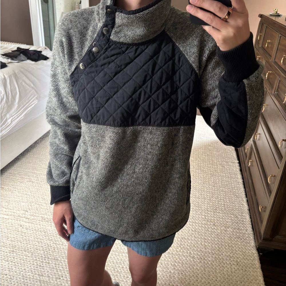 Abercrombie & Fitch Gray Fleece Pullover